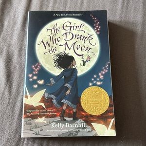 The girl who drank the moon by Kelly barnhill